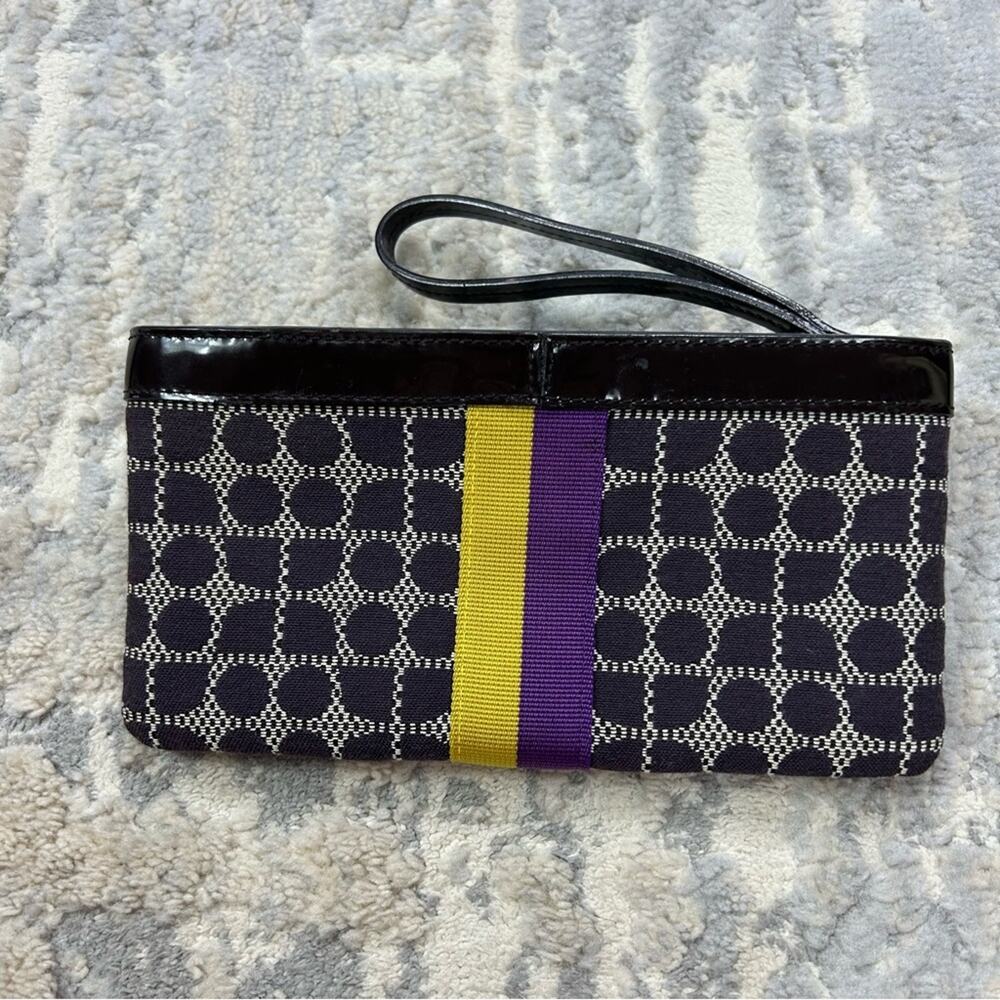 Kate Spade Zip Clutch With Strap - Picture 2 of 8